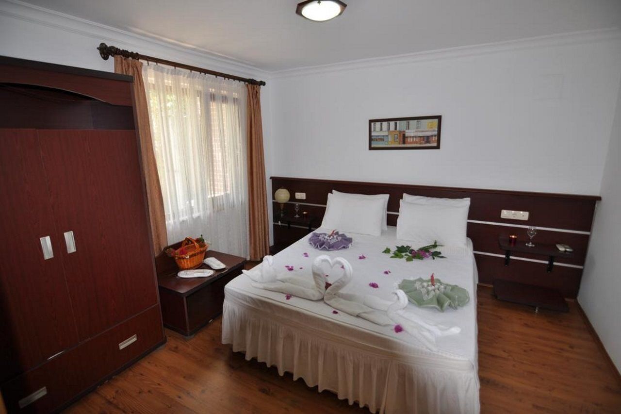 Longhouse Inn Hotel Dalyan Exterior foto